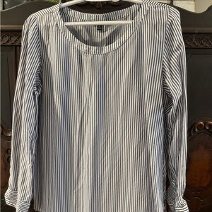 Oversized Banana Republic casual shirt. Blue/grayish strip. Lightweight